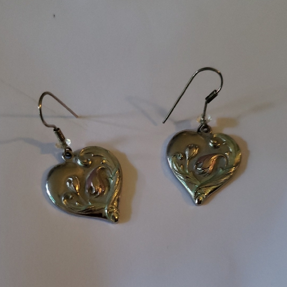 Vintage Heart-Shaped Silver Earrings 1980s Art Nouveau Hearts & Flowers